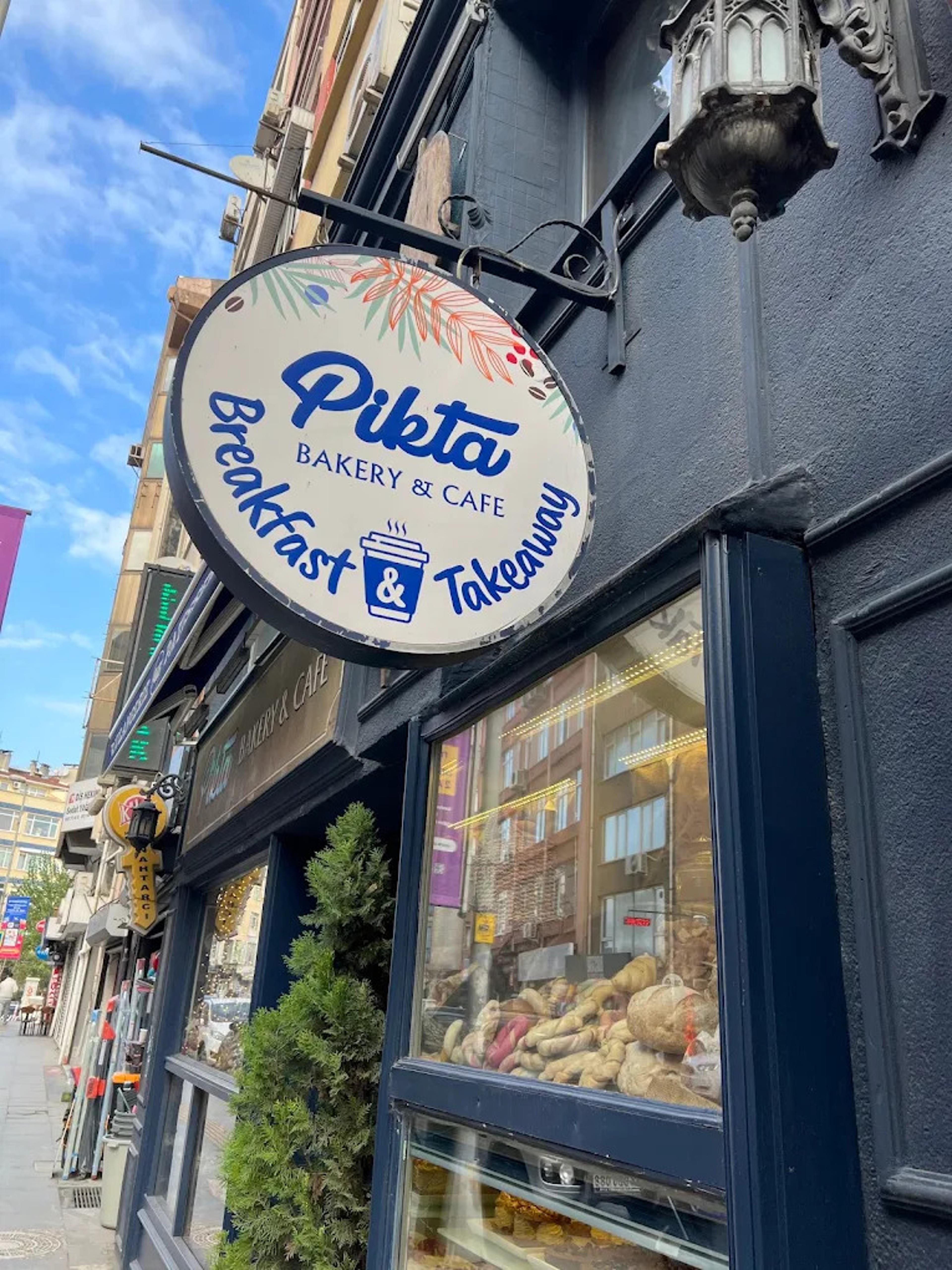 Pikta Bakery and Cafe